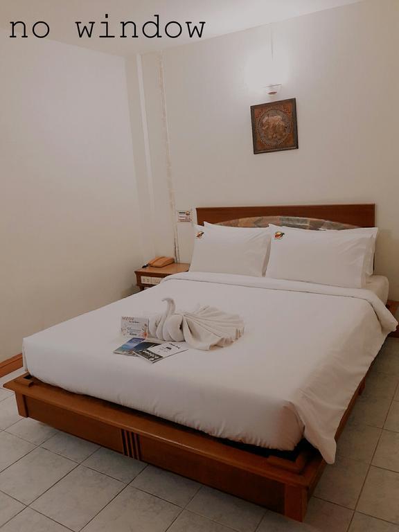 Muang Khon Guest House Накхонситхаммарат Экстерьер фото
