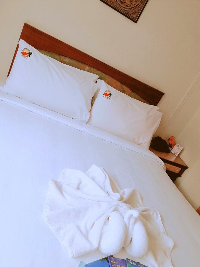Muang Khon Guest House Накхонситхаммарат Экстерьер фото